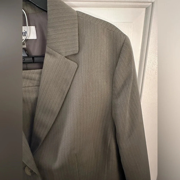 Women’s LeSuit Two Piece Suit Size 18 - Picture 6 of 12